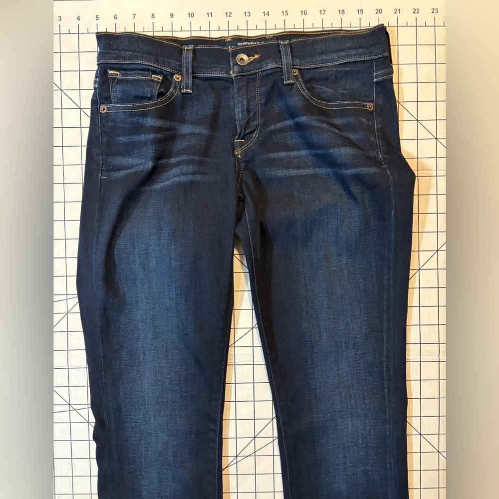Lucky Brand Women’s Size 4/27 Regular Dark Wash Charlie Baby Boot Cut Jeans - Picture 2 of 12